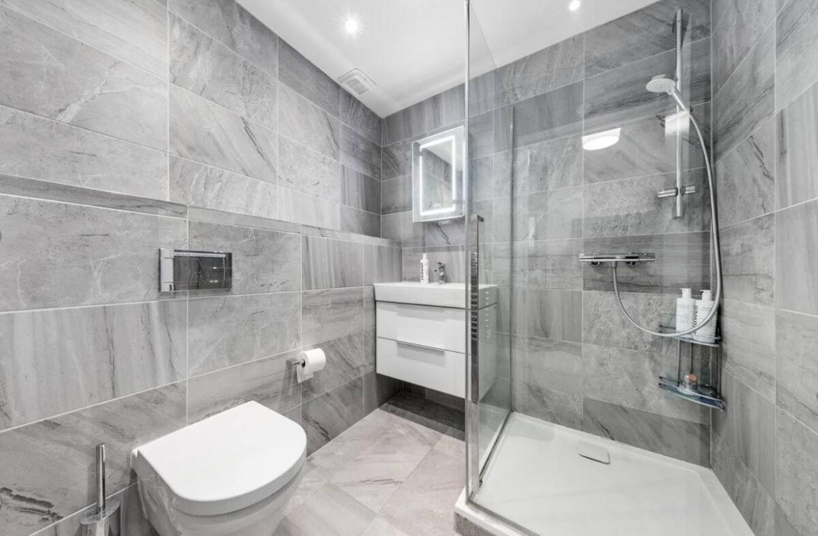 Majestic 2-Bedroom Flat In Knightsbridge-Hyde Park Kb70 London Bagian luar foto