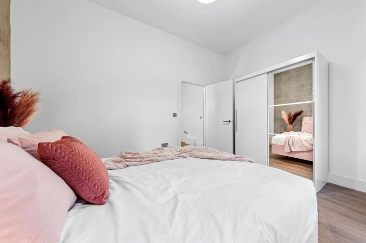 Majestic 2-Bedroom Flat In Knightsbridge-Hyde Park Kb70 London Bagian luar foto